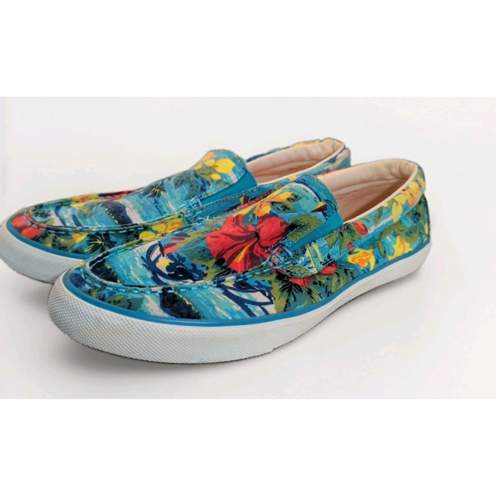 GBX Blue Floral Slip On Sneakers Mens Size 9.5 Embroidered Canvas Shoes
